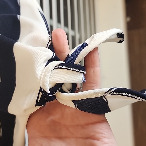 NWT Ann Taylor Blue & White striped XL Blouse - Picture 4 of 6